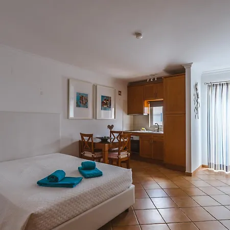 아파트 Quinta Velha Sea Private Garage Viewflat 타비라